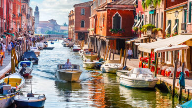 Luxury Honeymoon Travel Packages Abroad: Explore Exquisite Destinations